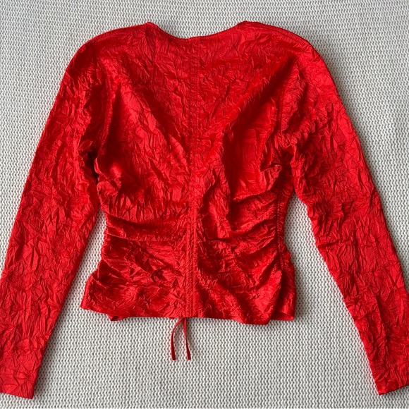 NWOT Ganni Crinkled Satin Te-Front Blouse, size 36(4), color Grenadine - Picture 3 of 8